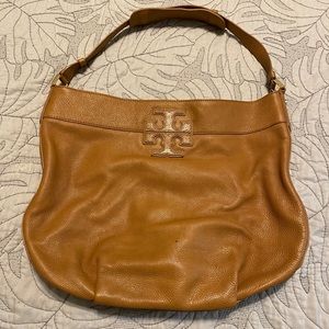 Classic Tory Burch Leather Shoulder Bag